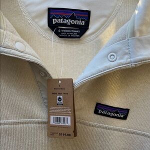 NWT Patagonia Off-White Better Sweater
